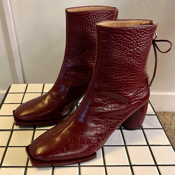 Reike Nen Croc Effect Leather Square Bow Detail Boots, sz EU 40 / US 10 - Picture 1 of 4